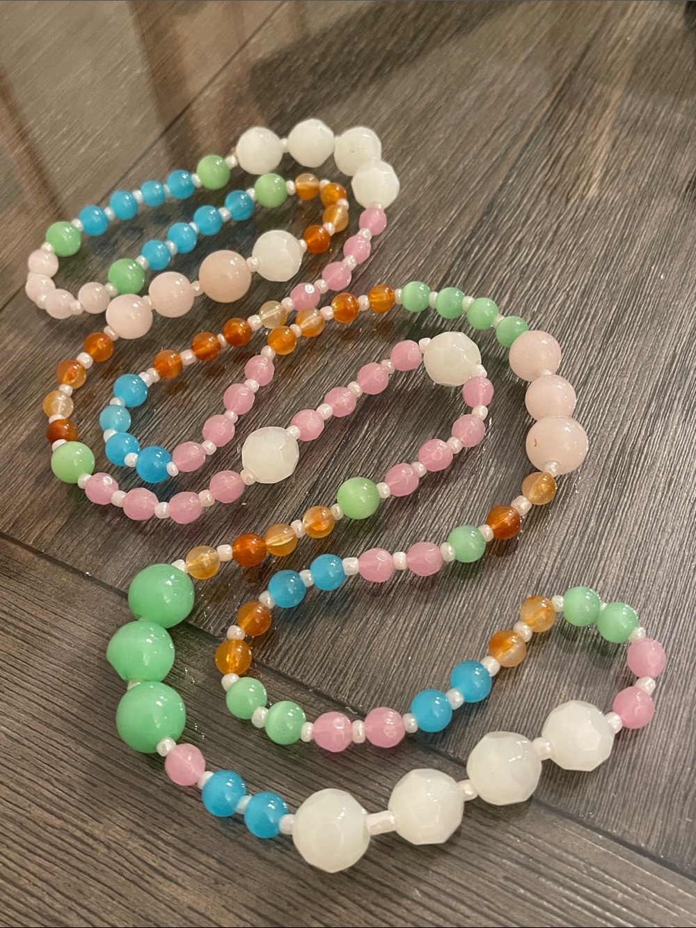 Vintage-style Chunky Candy or Pastel-Colored Glass Beaded Necklace